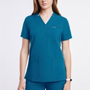 Jaanuu Relaxed 3-pocket Scrub Top Women’s L Caribbean Blue